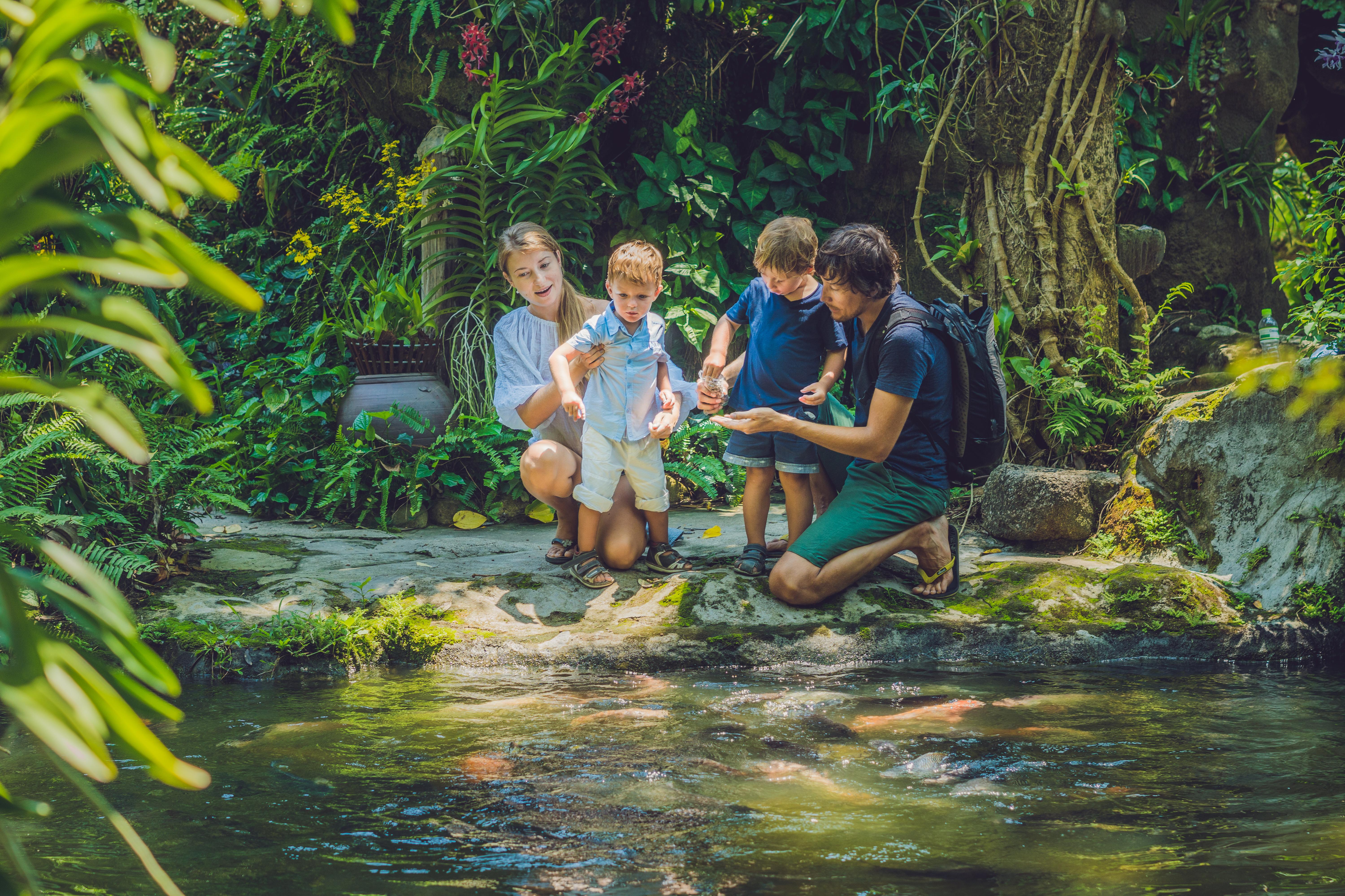 Navigating Parenthood on the Go: Sustainable Travel Tips for Green Families