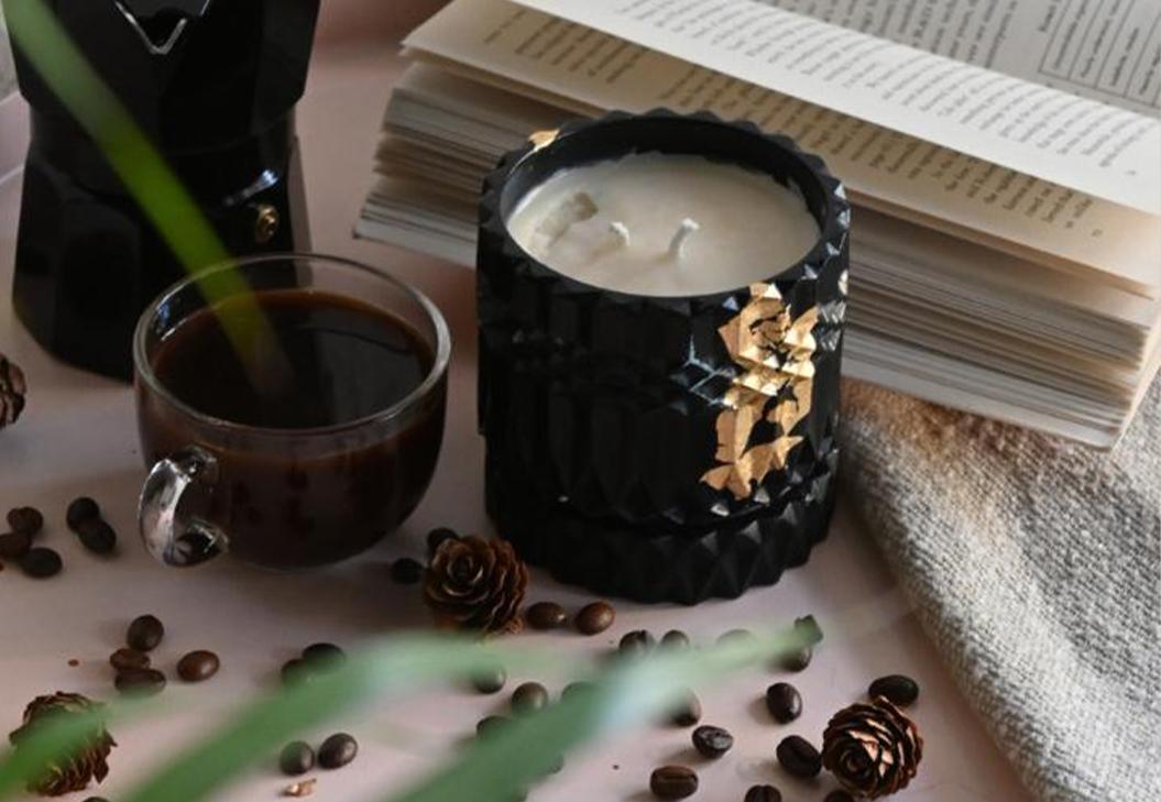 Enchanté Candles: A Beacon of Serenity and Sustainability by Mompreneur Jiggyassa Soni
